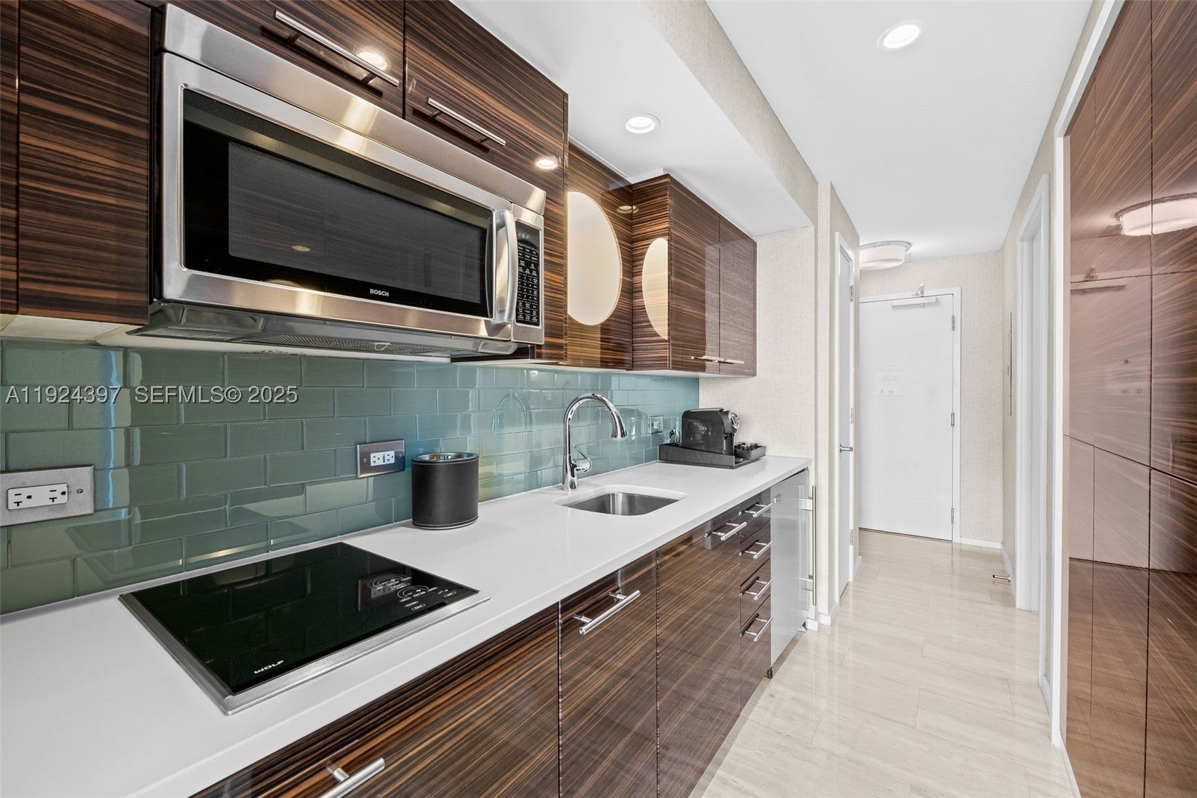 551 N Fort Lauderdale Beach Blvd R1904