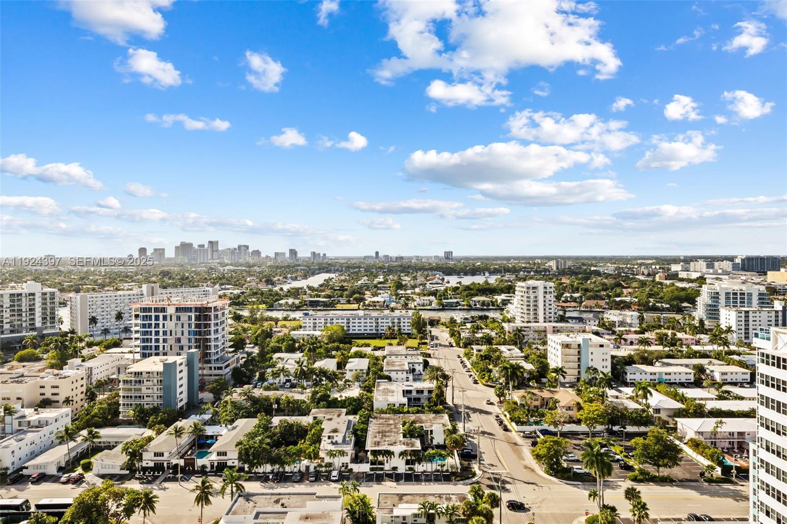 551 FLB CONDOMINIUM RESID - Residential