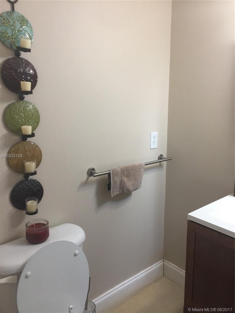 COMMODORE PLAZA CONDO - Residential Lease