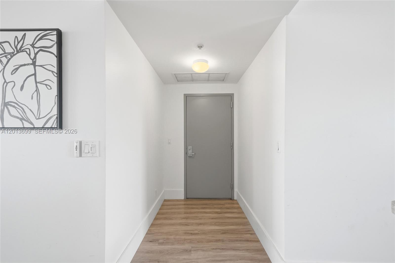 BLUE CONDO - Residential