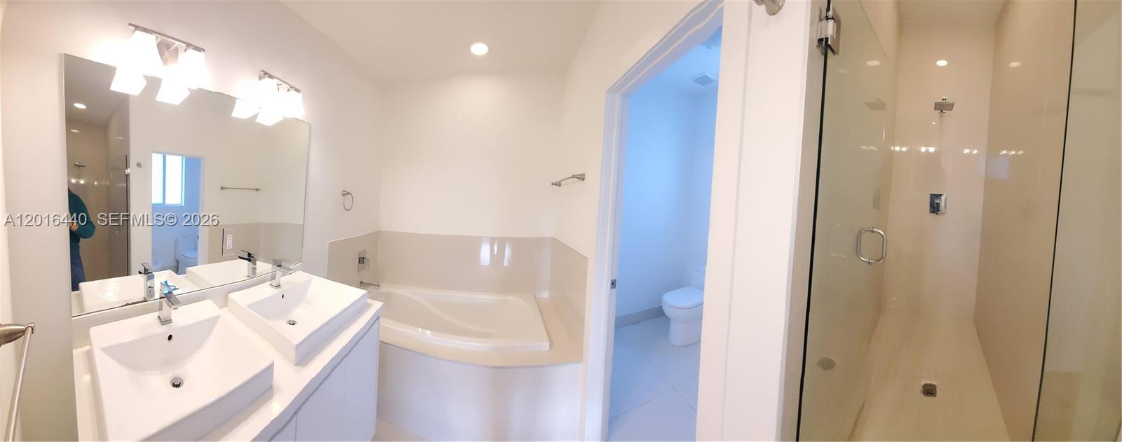 DORAL PALMS NORTH - Residential