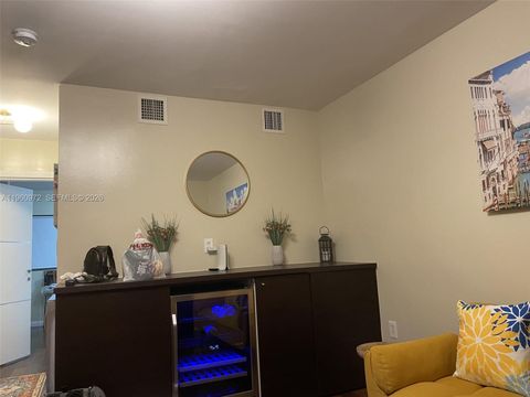 1560 Pennsylvania ave 217 Miami Beach FL 33139