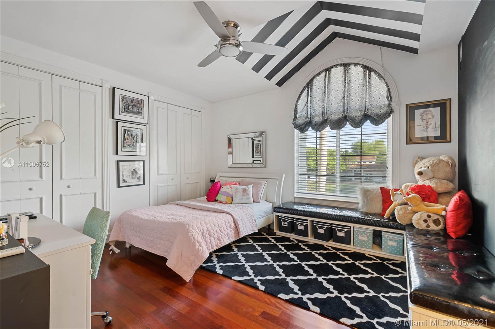 WINDMILL RANCH ESTATES - Residential