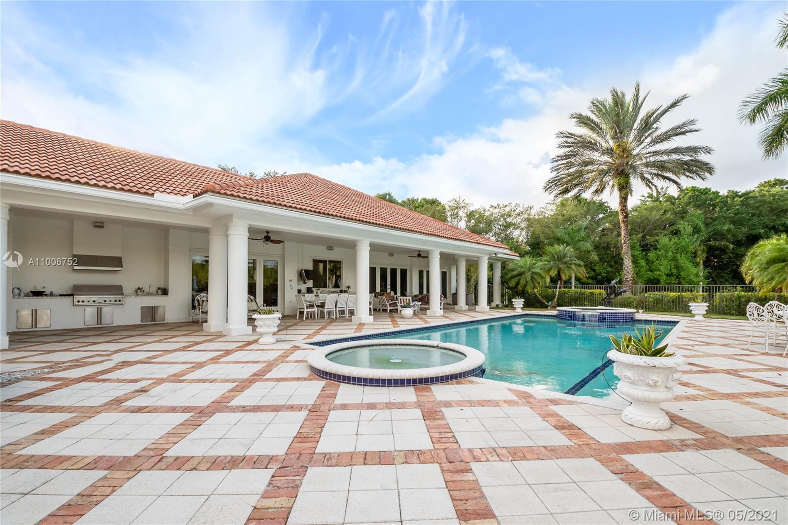 WINDMILL RANCH ESTATES - Residential