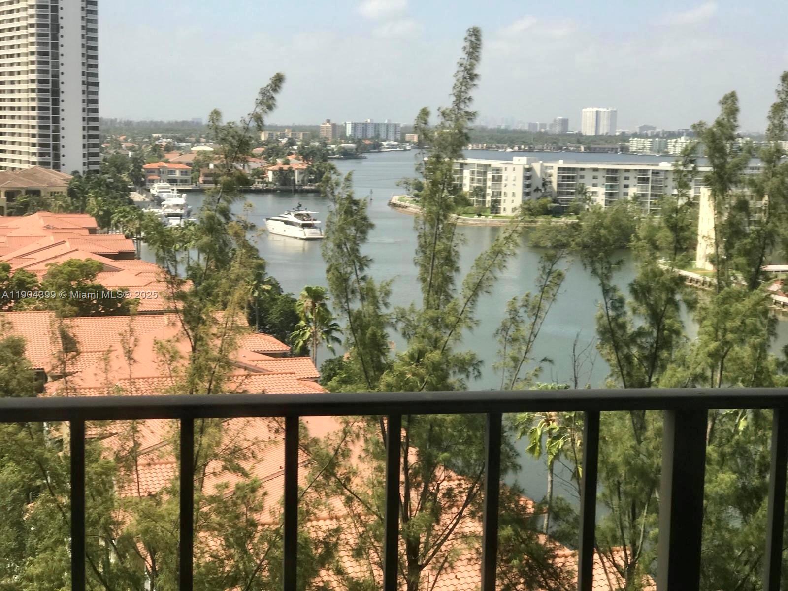 THE CLIPPER AT BISC COVE - Residential Lease