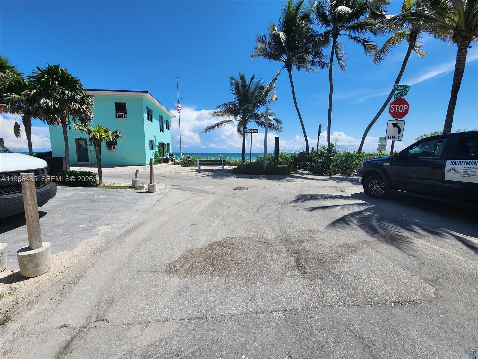 HOLLYWOOD CENTRAL BEACH - Residential Lease