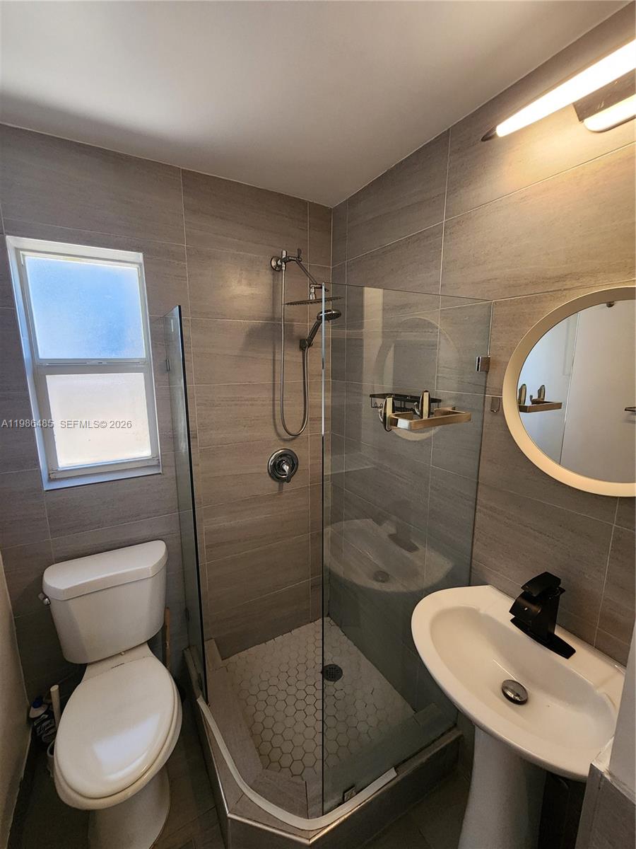 HOLLYWOOD CENTRAL BEACH - Residential Lease