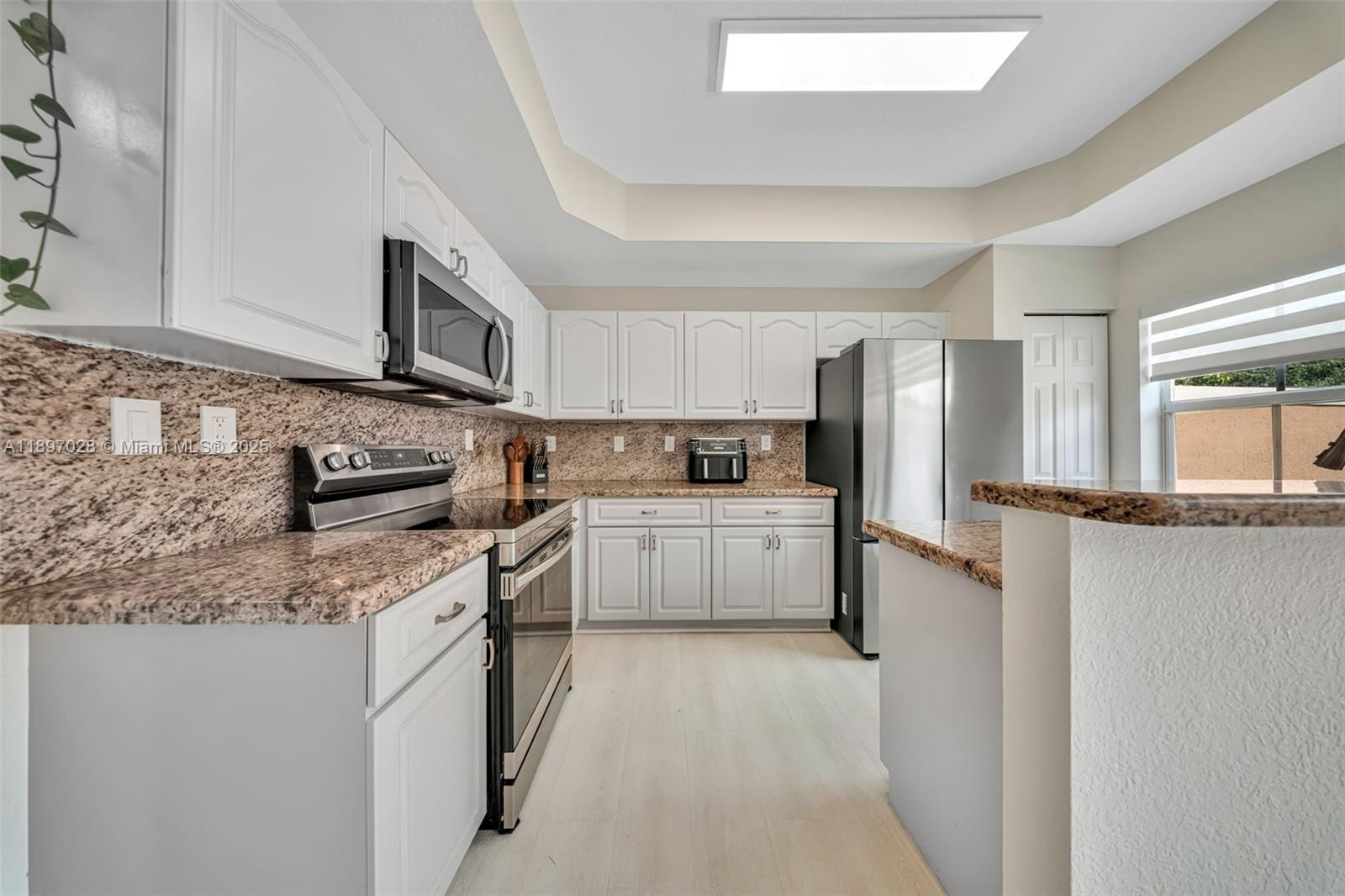 PEMBROKE CAY CONDO - Residential