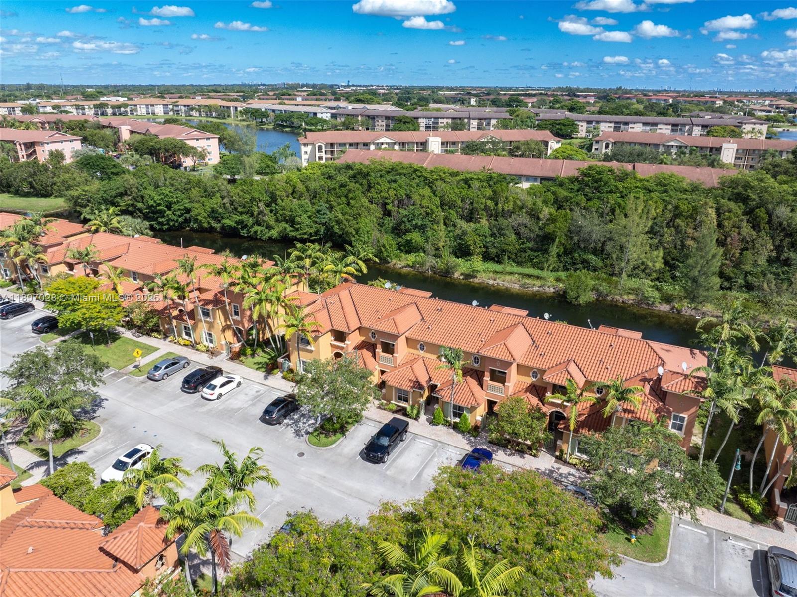 PEMBROKE CAY CONDO - Residential