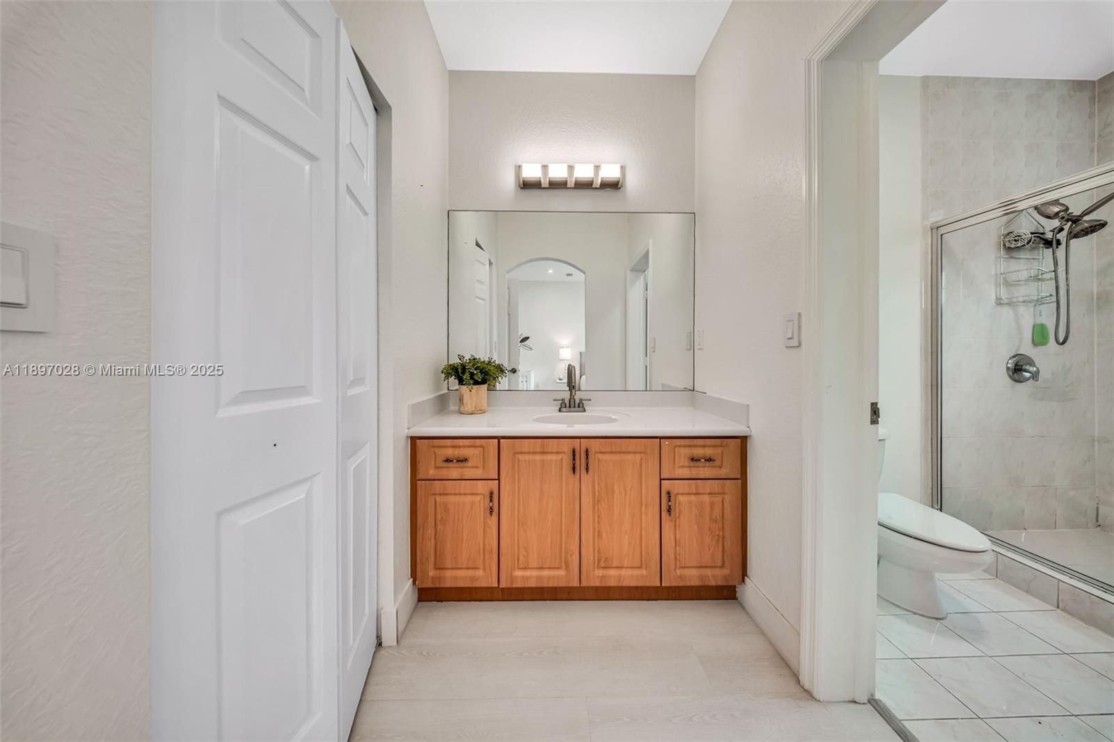 PEMBROKE CAY CONDO - Residential