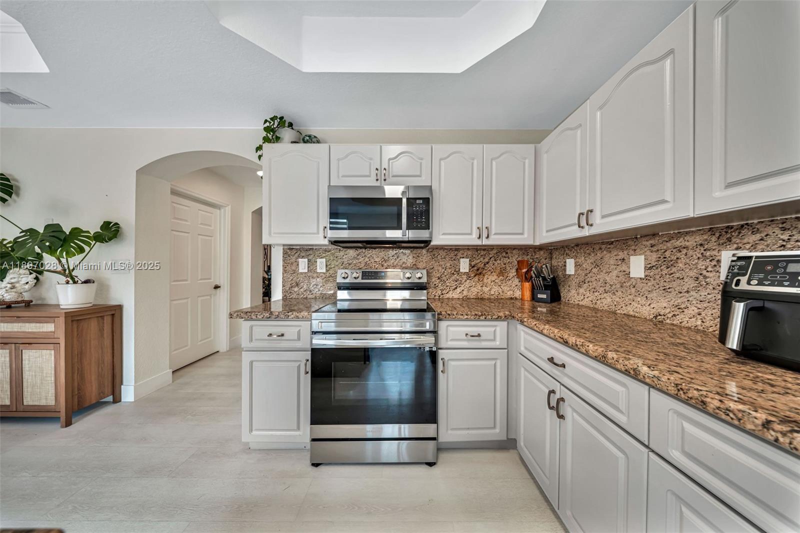 PEMBROKE CAY CONDO - Residential