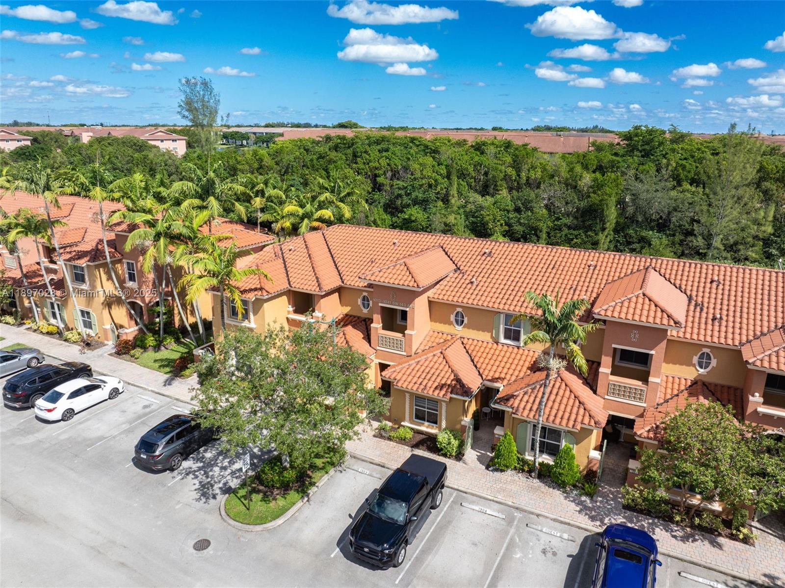 PEMBROKE CAY CONDO - Residential