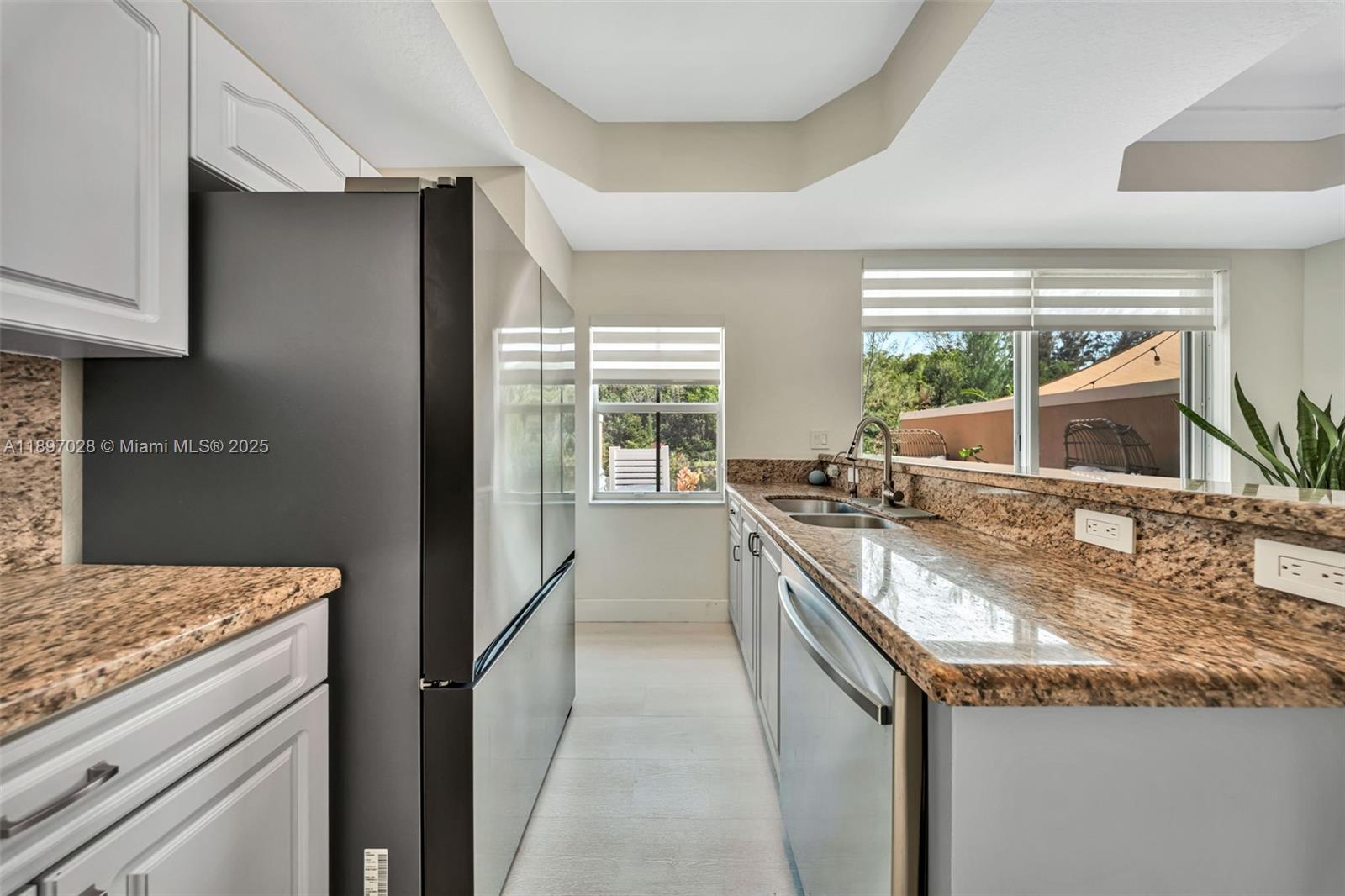 PEMBROKE CAY CONDO - Residential