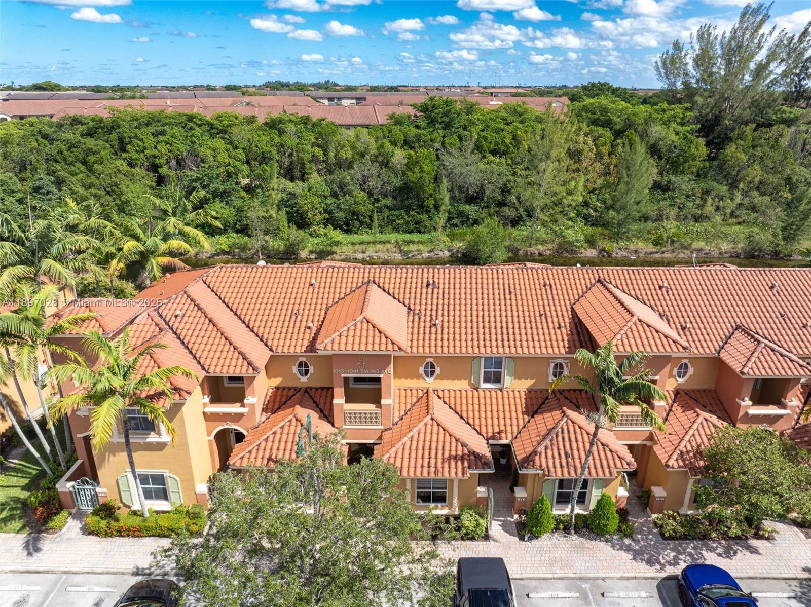 PEMBROKE CAY CONDO - Residential