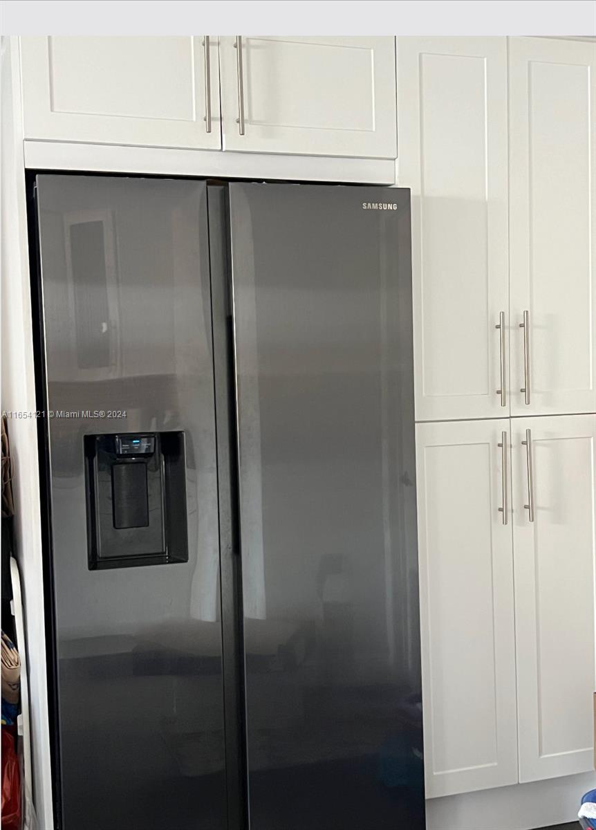 PEMBROKE LAKES SOUTH - Residential