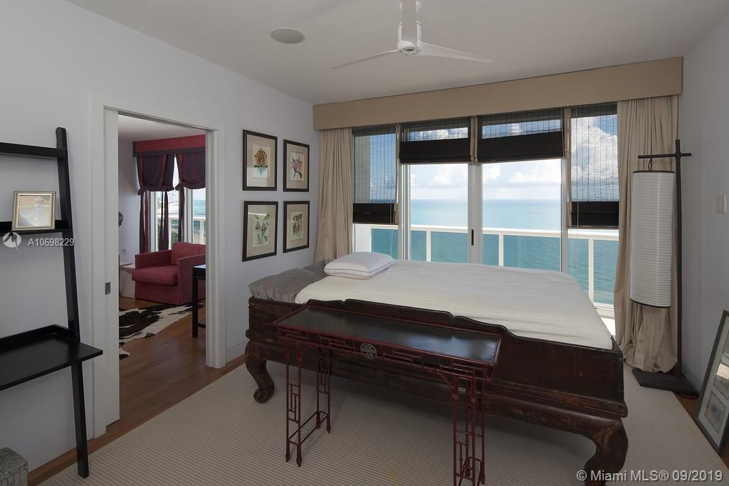 MAJESTIC TOWER - Residential