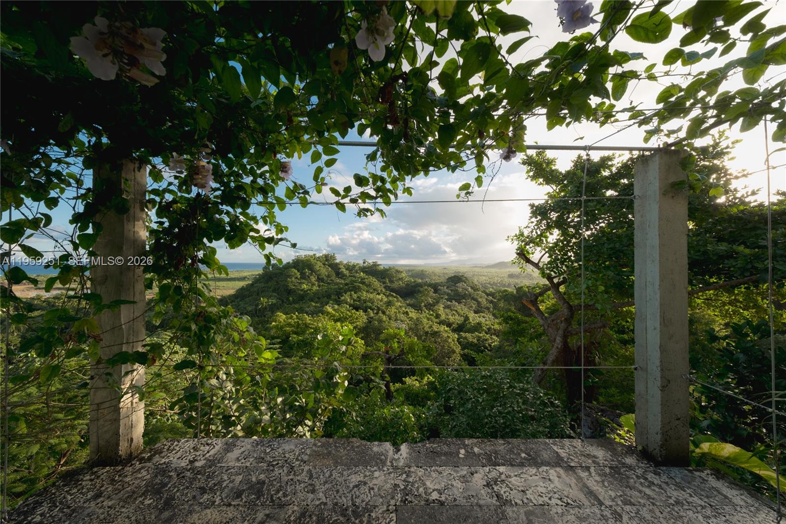 Loma Esperanza - Residential