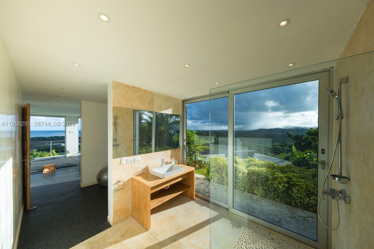 Loma Esperanza - Residential