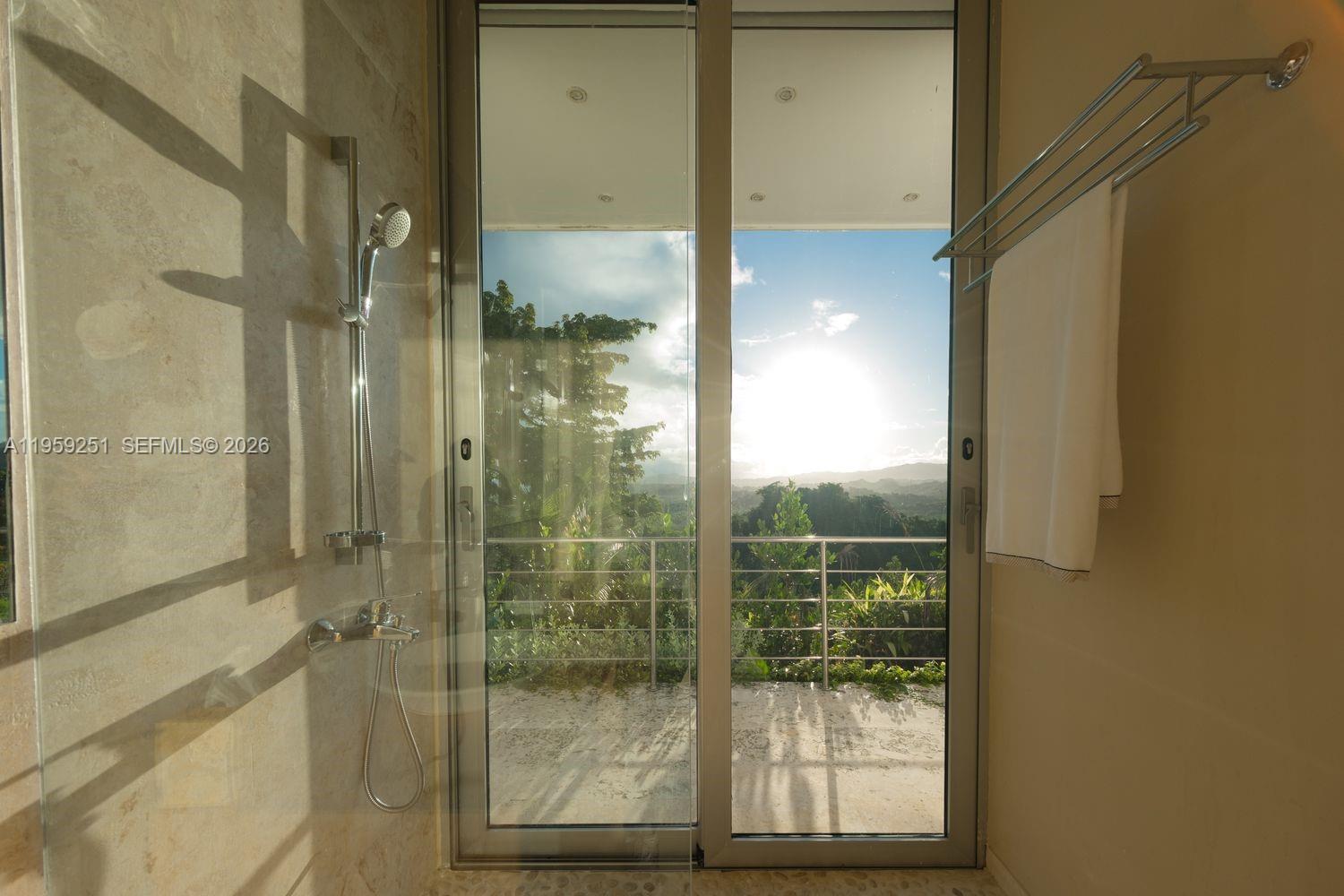 Loma Esperanza - Residential