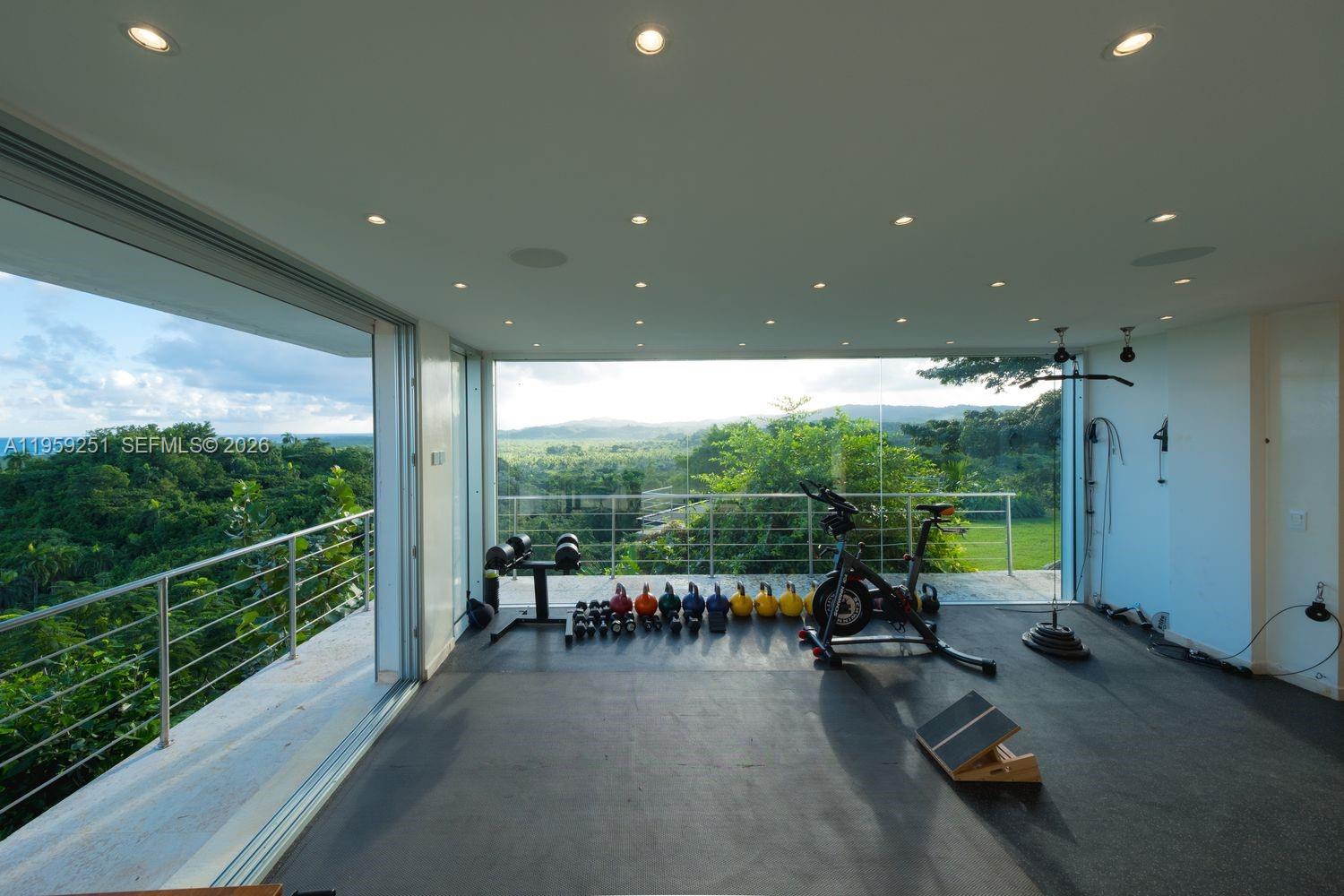 Loma Esperanza - Residential