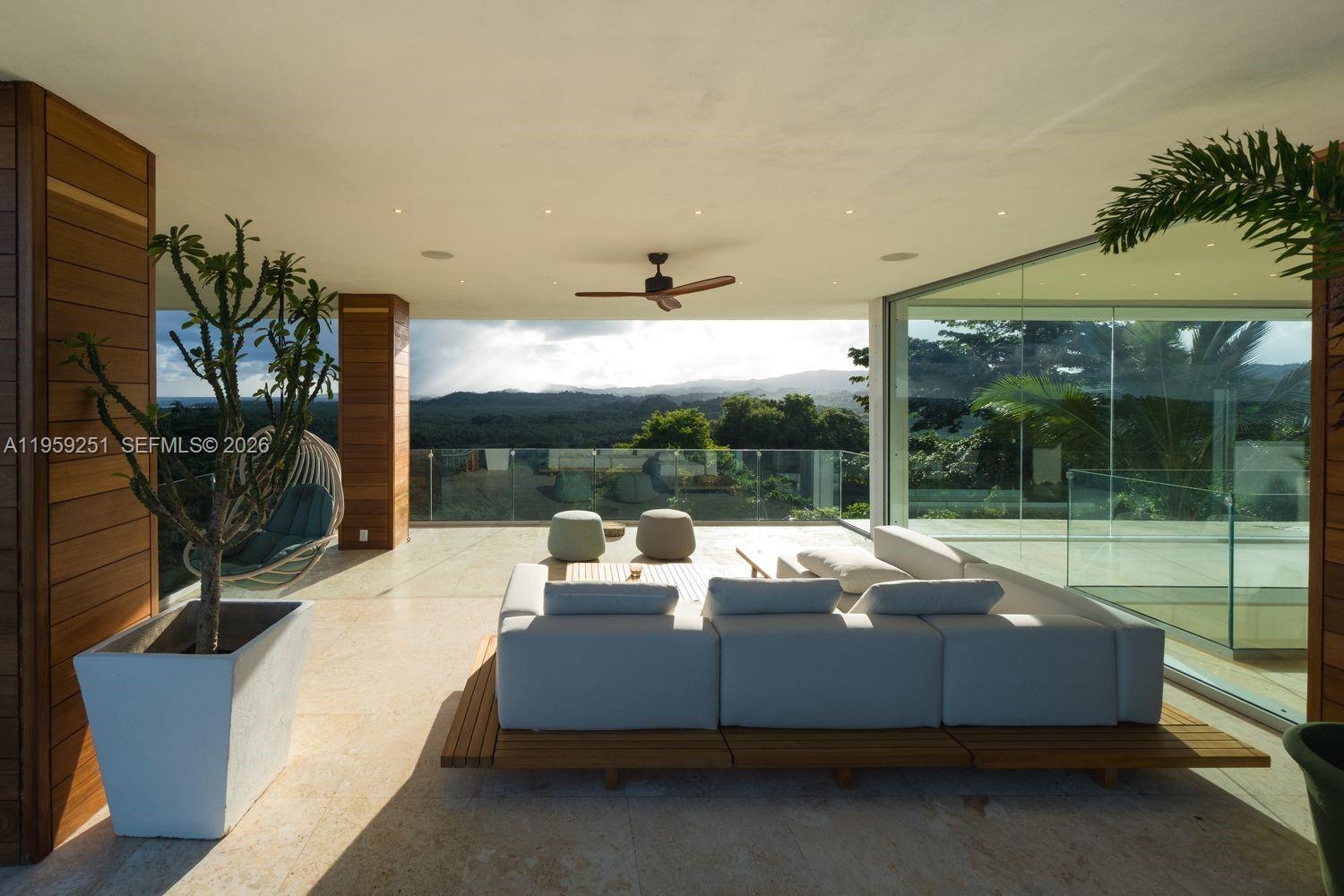 Loma Esperanza - Residential