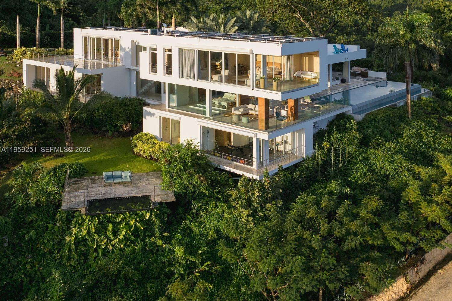 Loma Esperanza - Residential