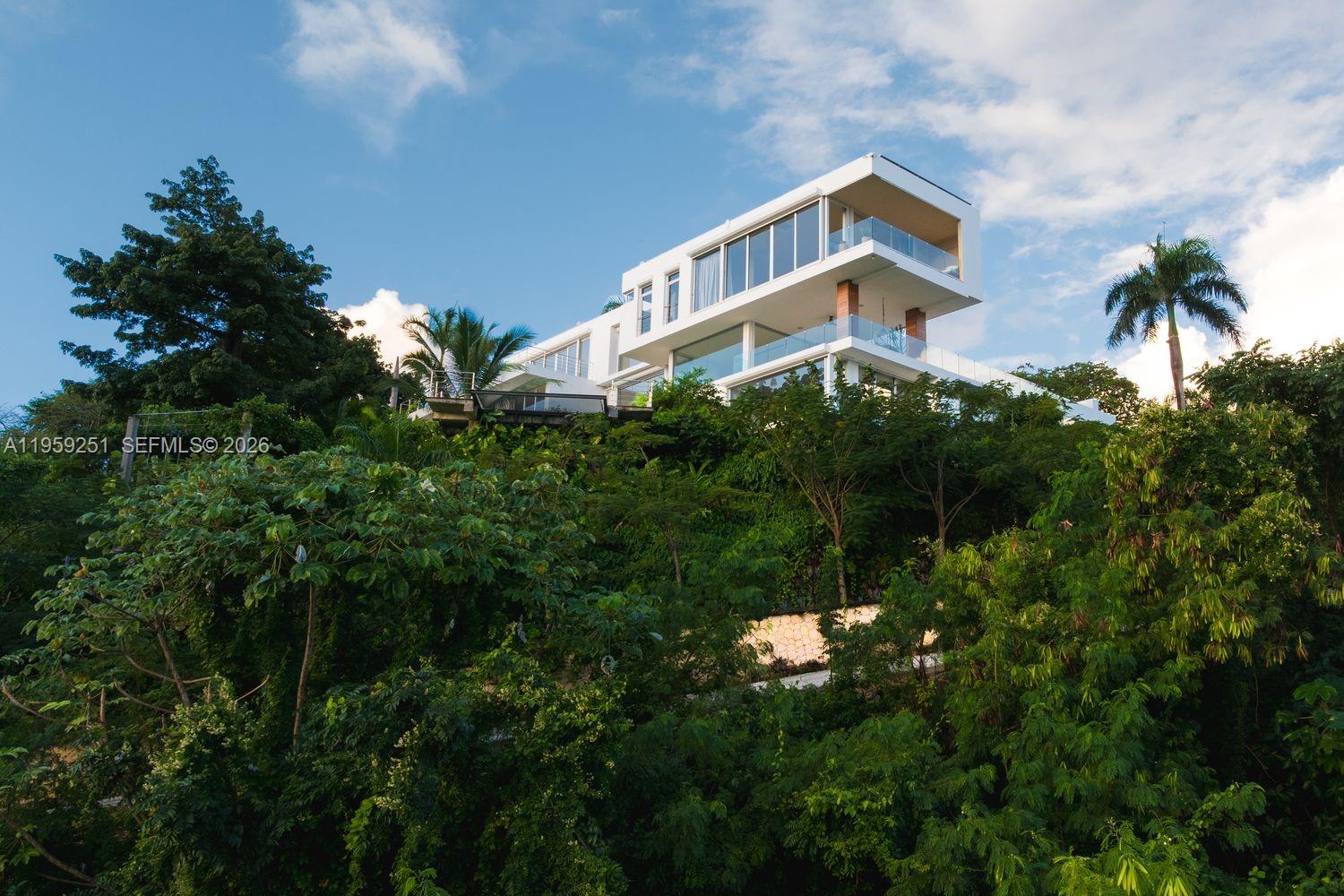 Loma Esperanza - Residential