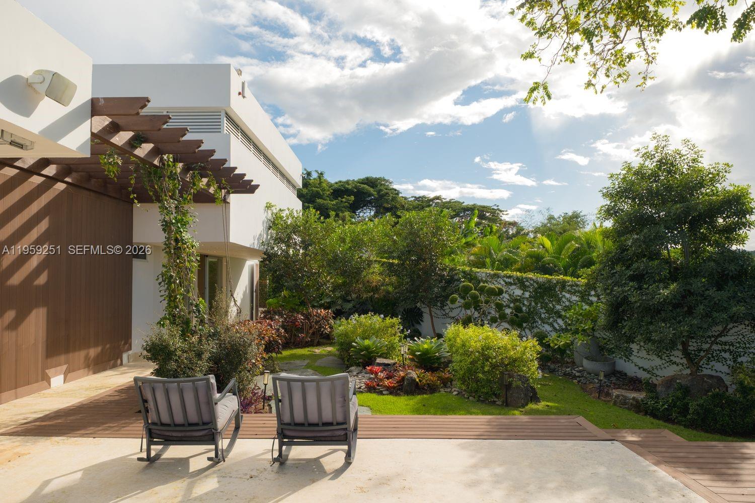 Loma Esperanza - Residential