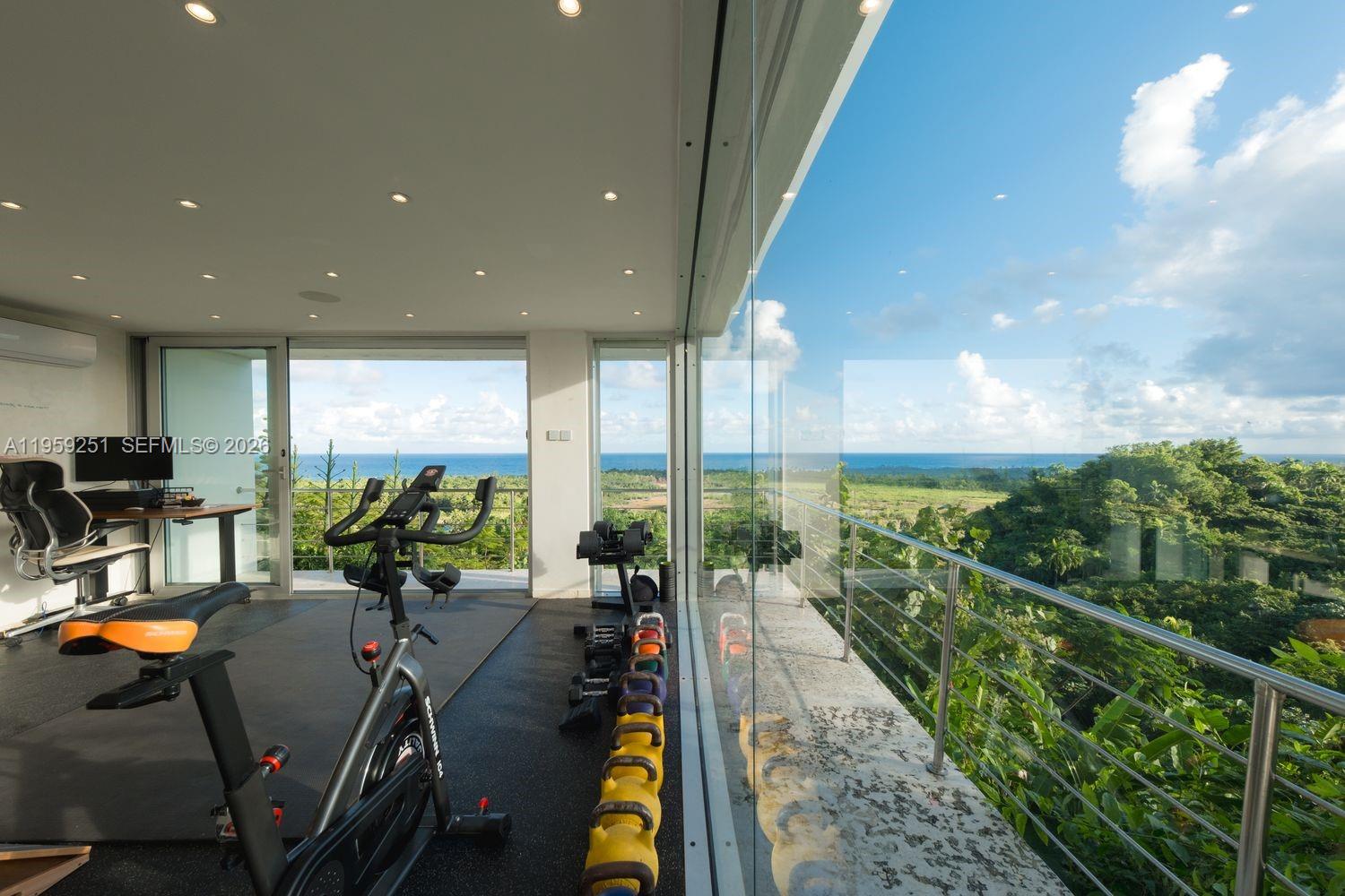 Loma Esperanza - Residential