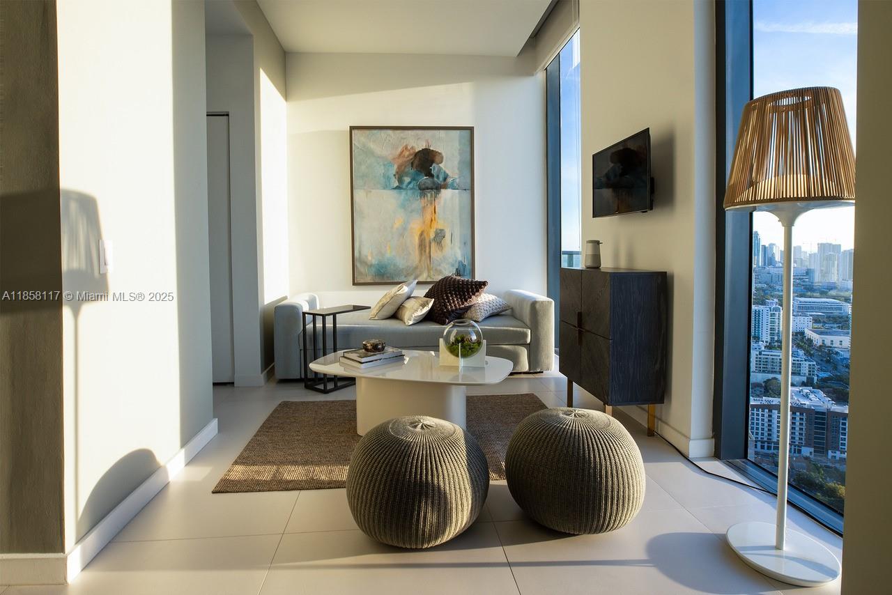 PARAISO BAYVIEWS CONDO - Residential