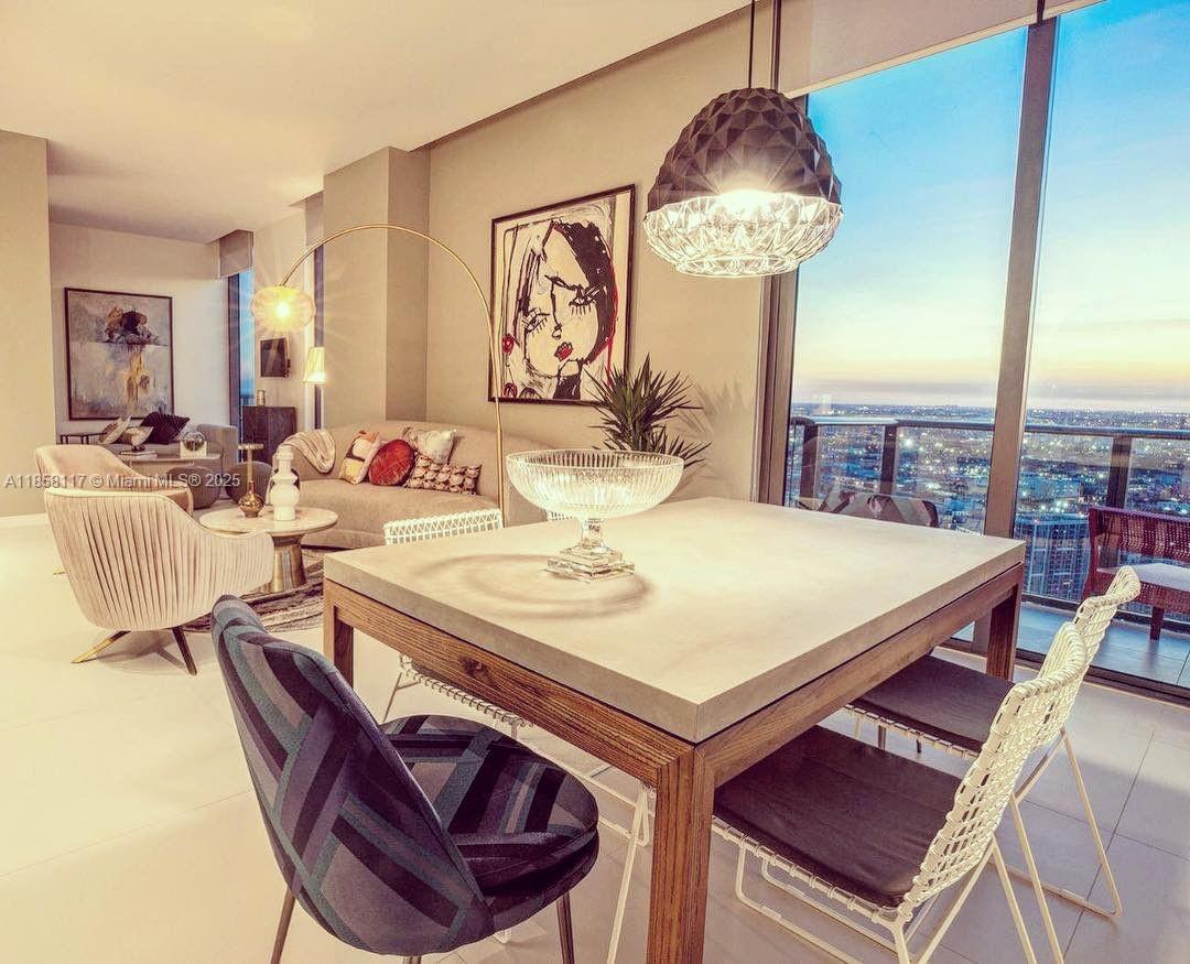 This unit is the most spectacular and exquisite, designer-decorated and furnished 1 bedroom plus den at the Paraiso Bayviews. Yes, other units in the building may be furnished, but simply cannot compare to the level of this one. Lighting fixtures and scenes incorporated in every space, and equipped with all necessary utensils in the kitchen. Outside furniture and decoration in the balcony is magnificent and ideal to enjoy stunning views year-round. This building has 5-star amenities, such as a 24h attended lobby, state-of-the-art gym, rooftop pool and jacuzzi, tennis court, business lounge, play room. No other furnished unit competes with this one.