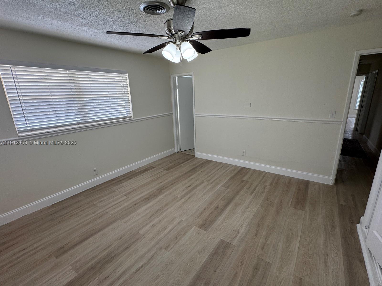 SUNRISE GOLF VILLAGE SEC - Residential Lease