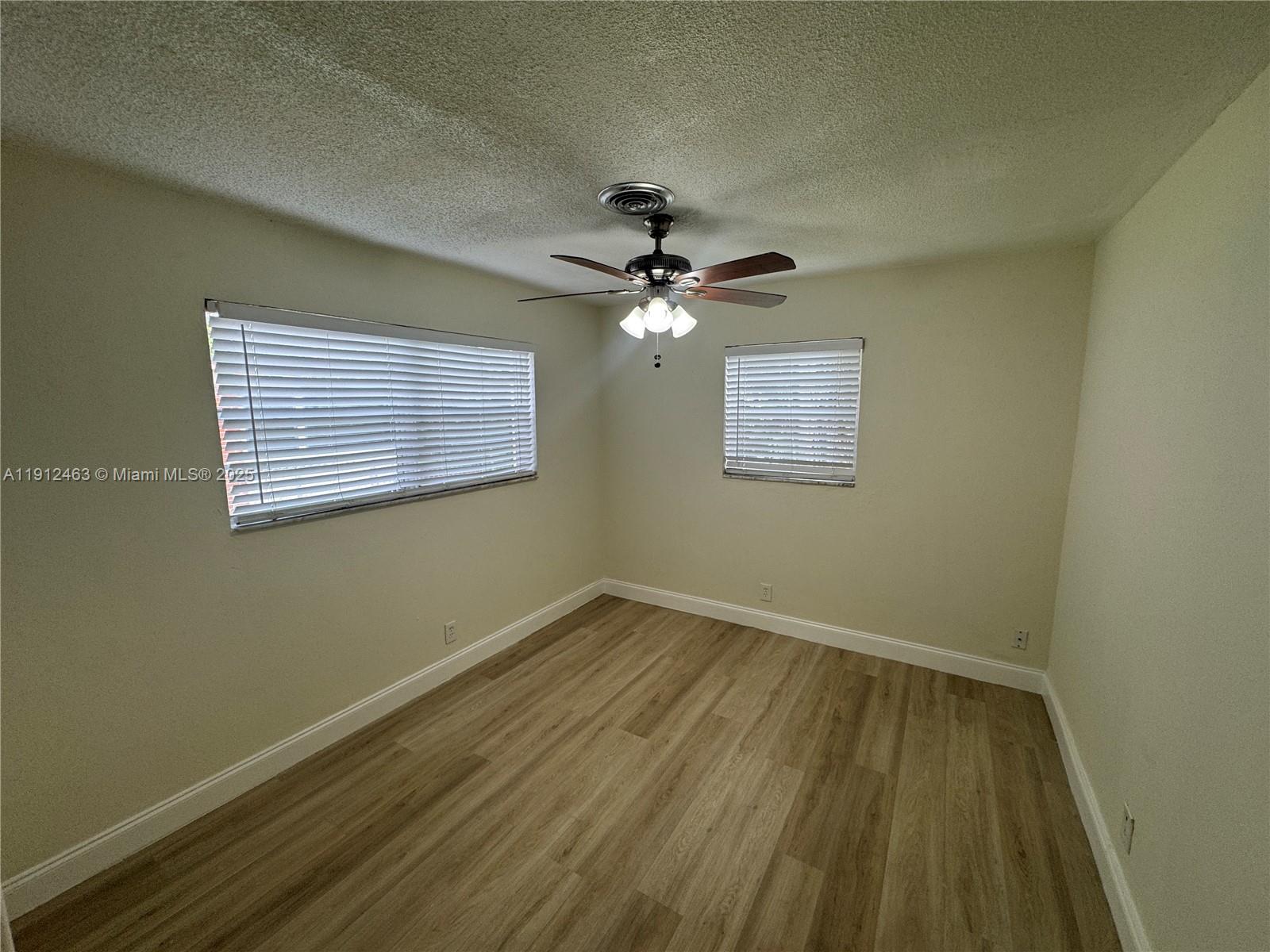 SUNRISE GOLF VILLAGE SEC - Residential Lease