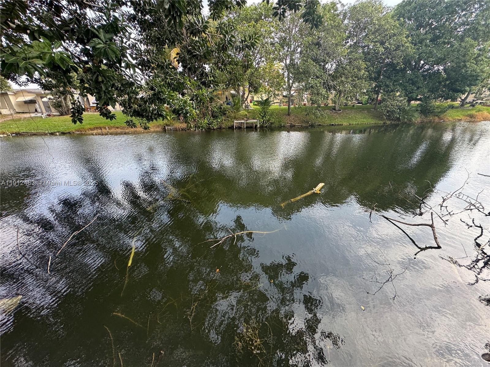 SUNRISE GOLF VILLAGE SEC - Residential Lease