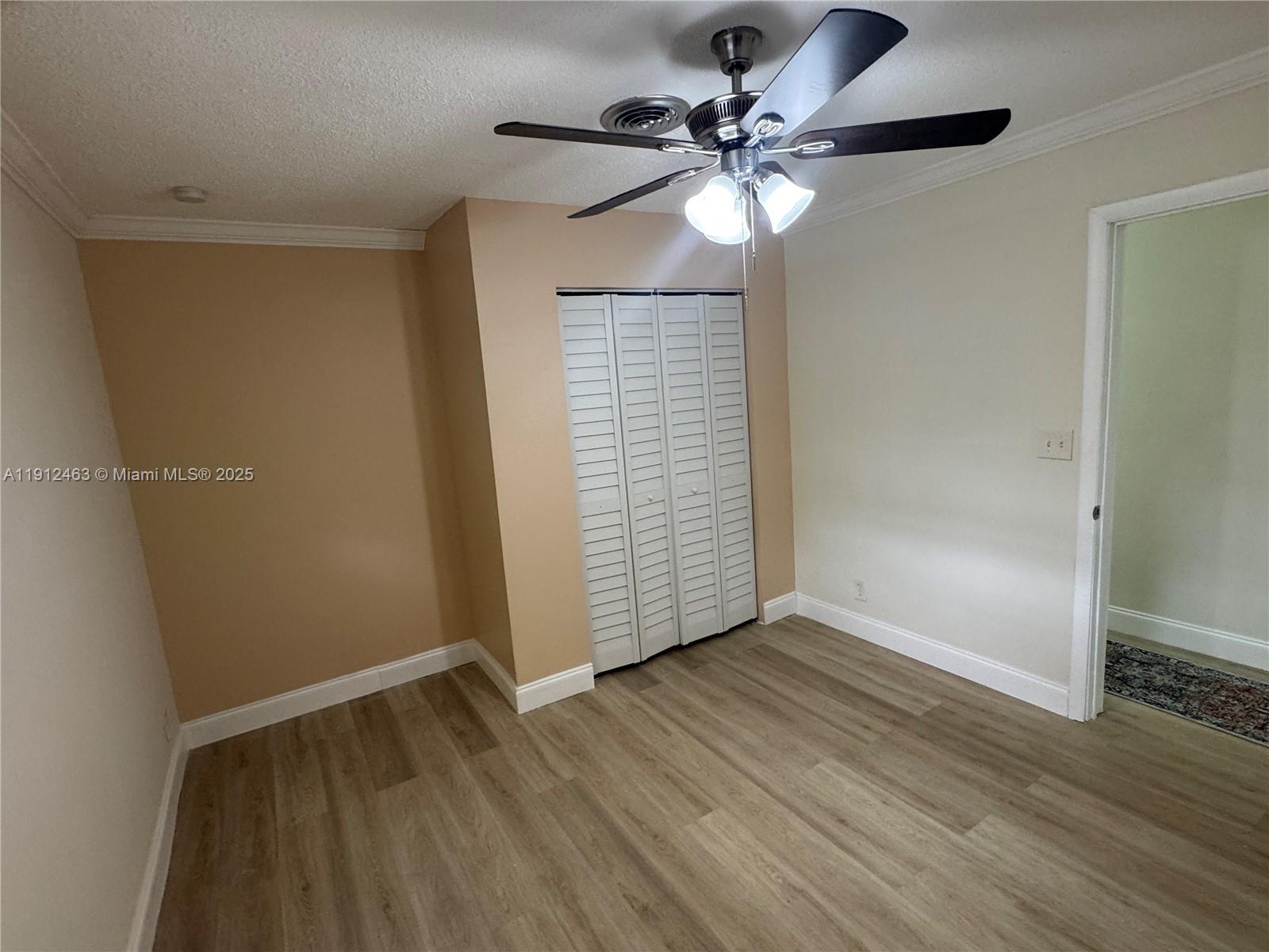 SUNRISE GOLF VILLAGE SEC - Residential Lease