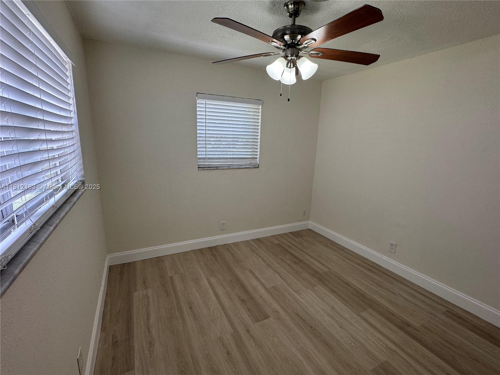 SUNRISE GOLF VILLAGE SEC - Residential Lease