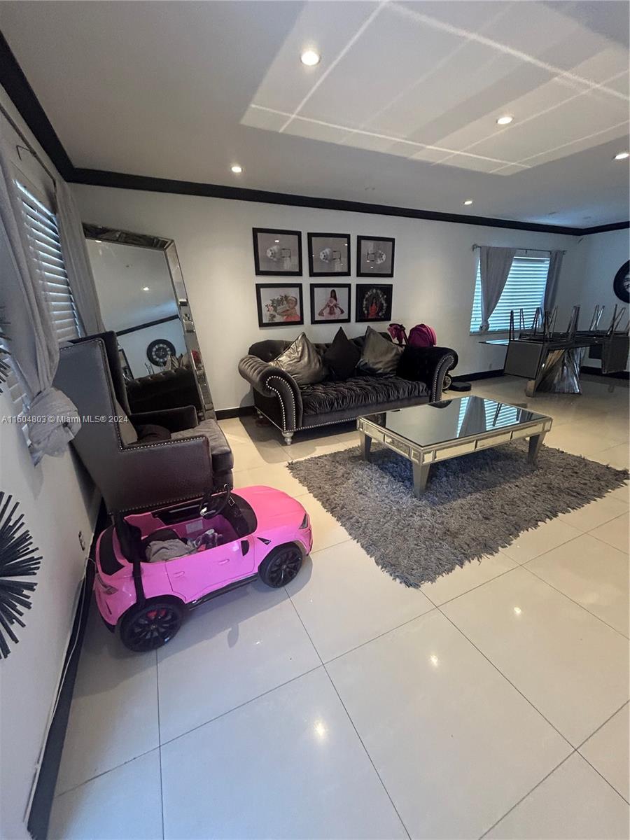 SUNSHINE VILLAGE - Residential