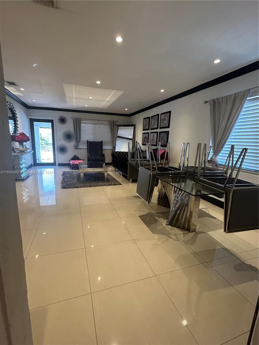 SUNSHINE VILLAGE - Residential