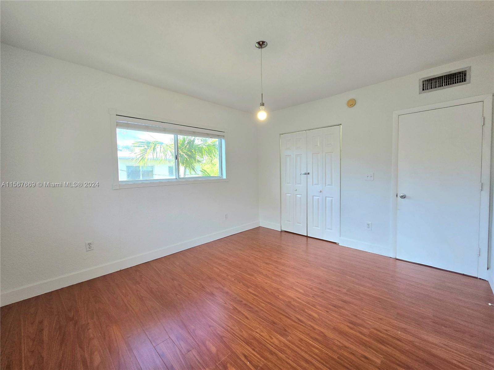 EVENING STAR CONDO - Residential Lease