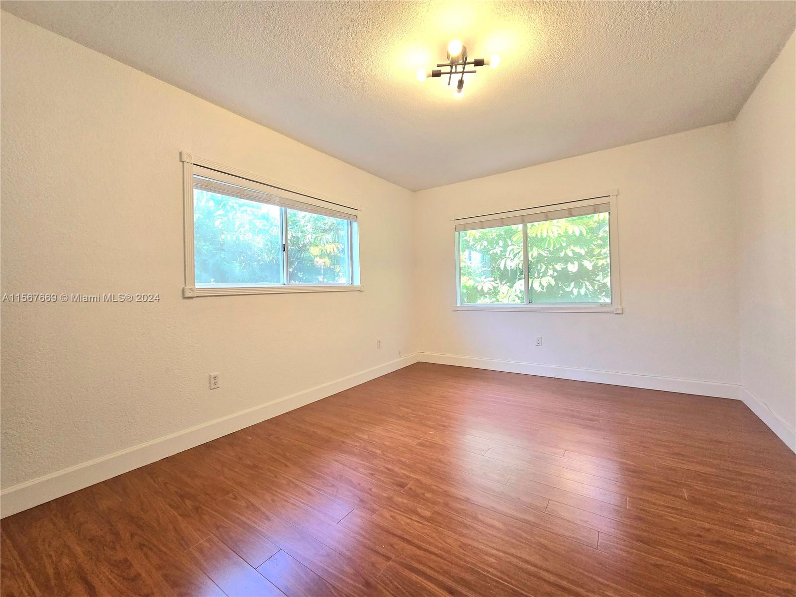 EVENING STAR CONDO - Residential Lease
