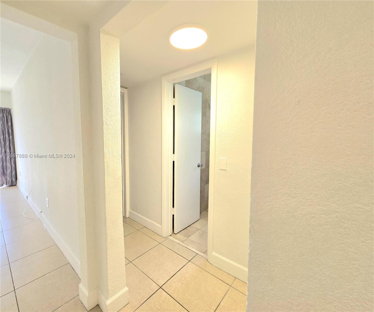 EVENING STAR CONDO - Residential Lease