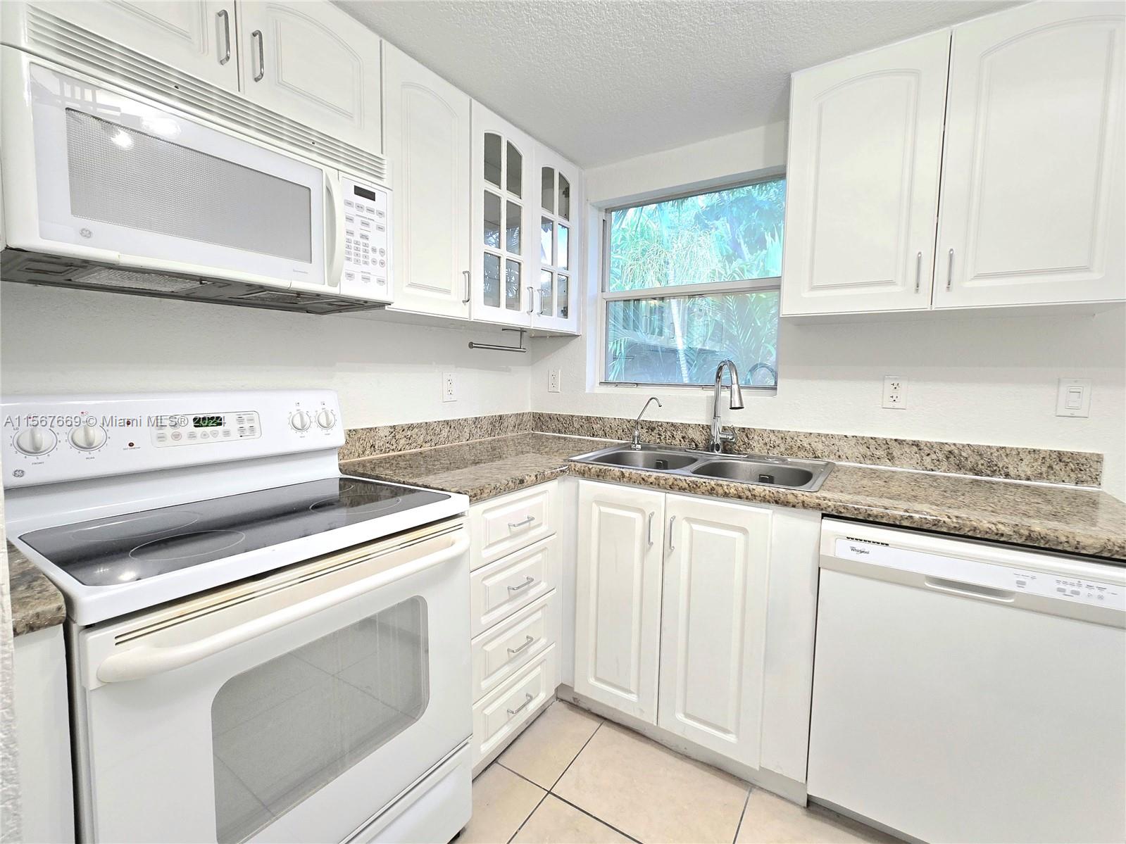 EVENING STAR CONDO - Residential Lease