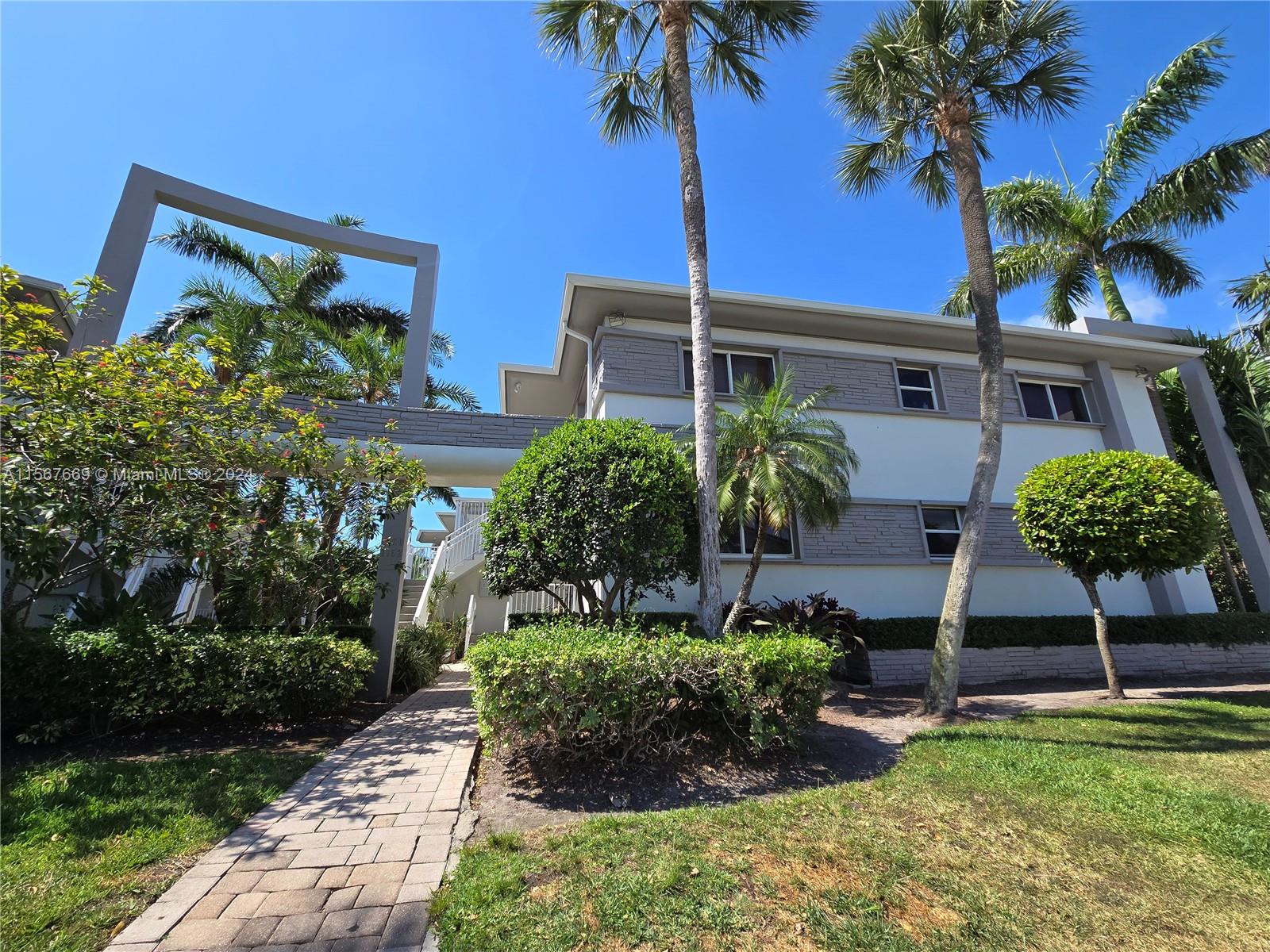 EVENING STAR CONDO - Residential Lease