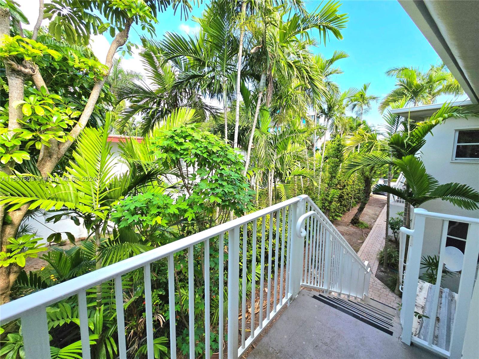 EVENING STAR CONDO - Residential Lease