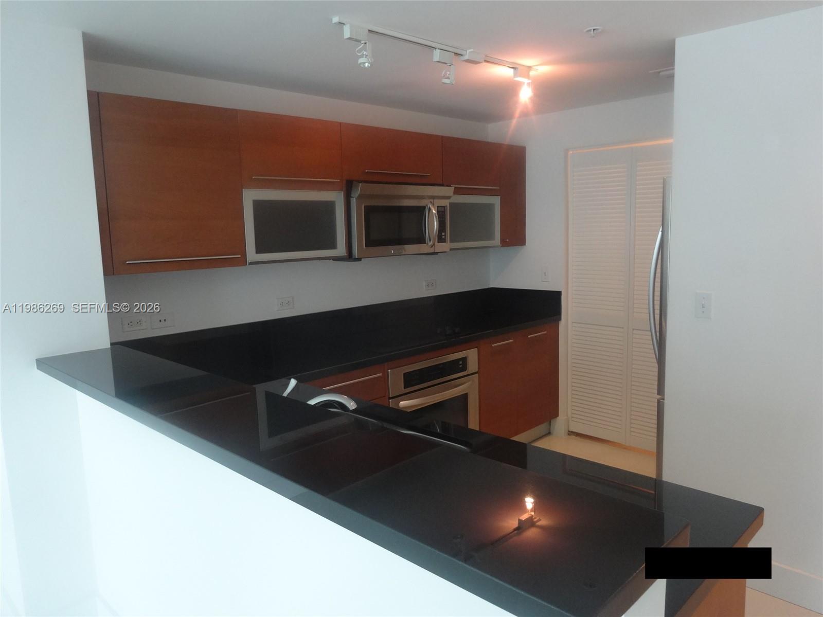 Vizcayne North - Residential Lease