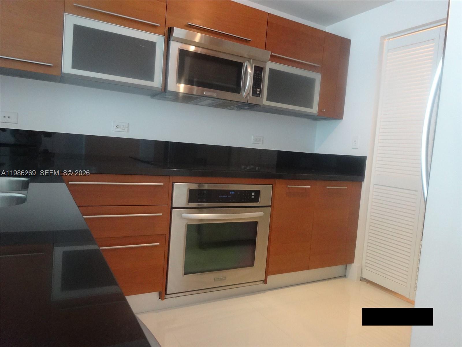 Vizcayne North - Residential Lease