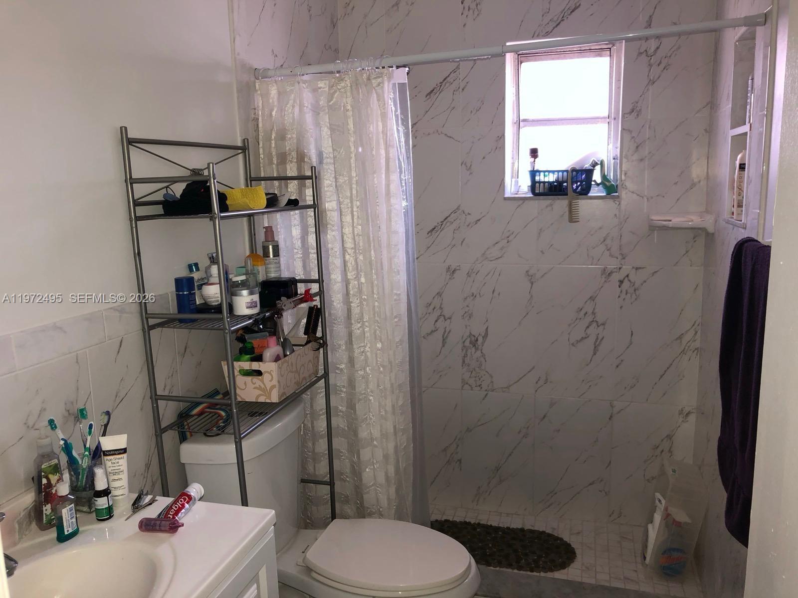 GOLD COAST TWIN VILLAS WE - Residential