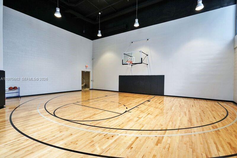 1010 BRICKELL CONDO - Residential Lease