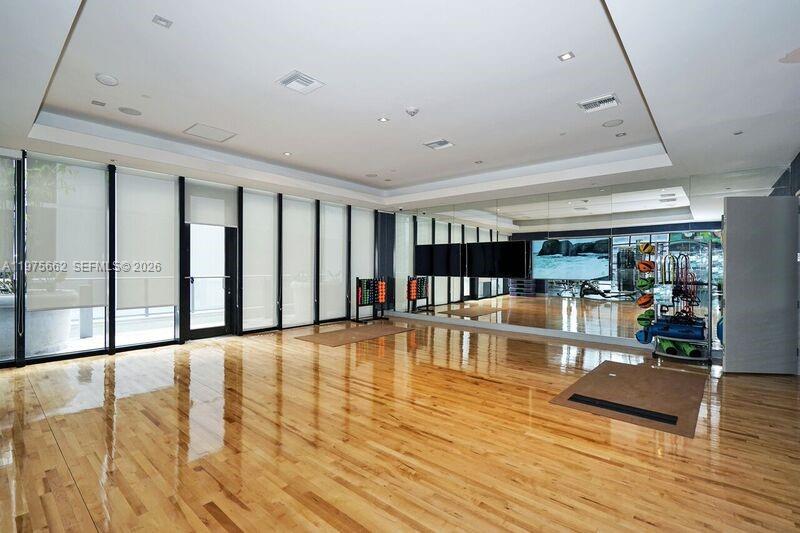 1010 BRICKELL CONDO - Residential Lease