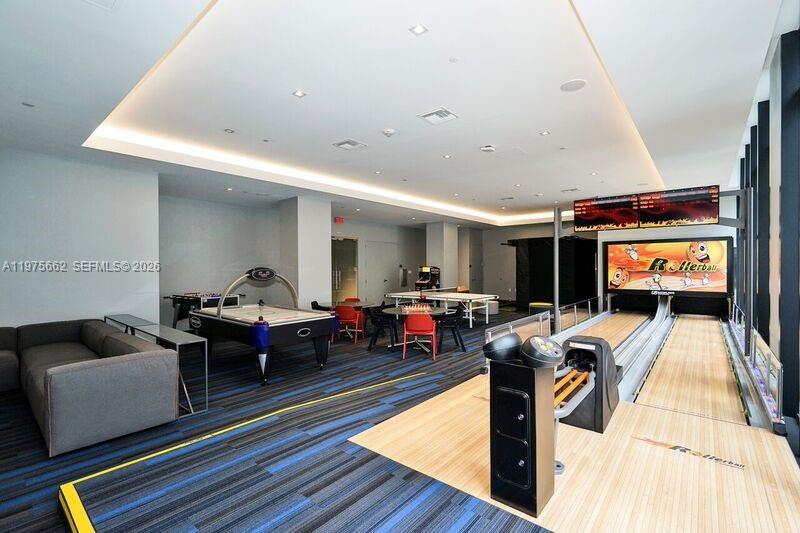 1010 BRICKELL CONDO - Residential Lease